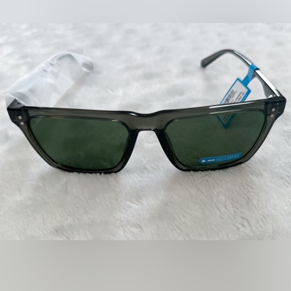 NWT- DOT DASH by Billabong SUNGLASSES BUZZY - VINTAGE GREY TRANS/VINTAGE GRN - Picture 4 of 9